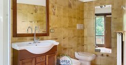 CASA A SCHIERA A VILLAZZANO