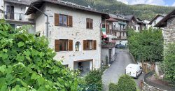 CASA INDIPENDENTE A SAMONE